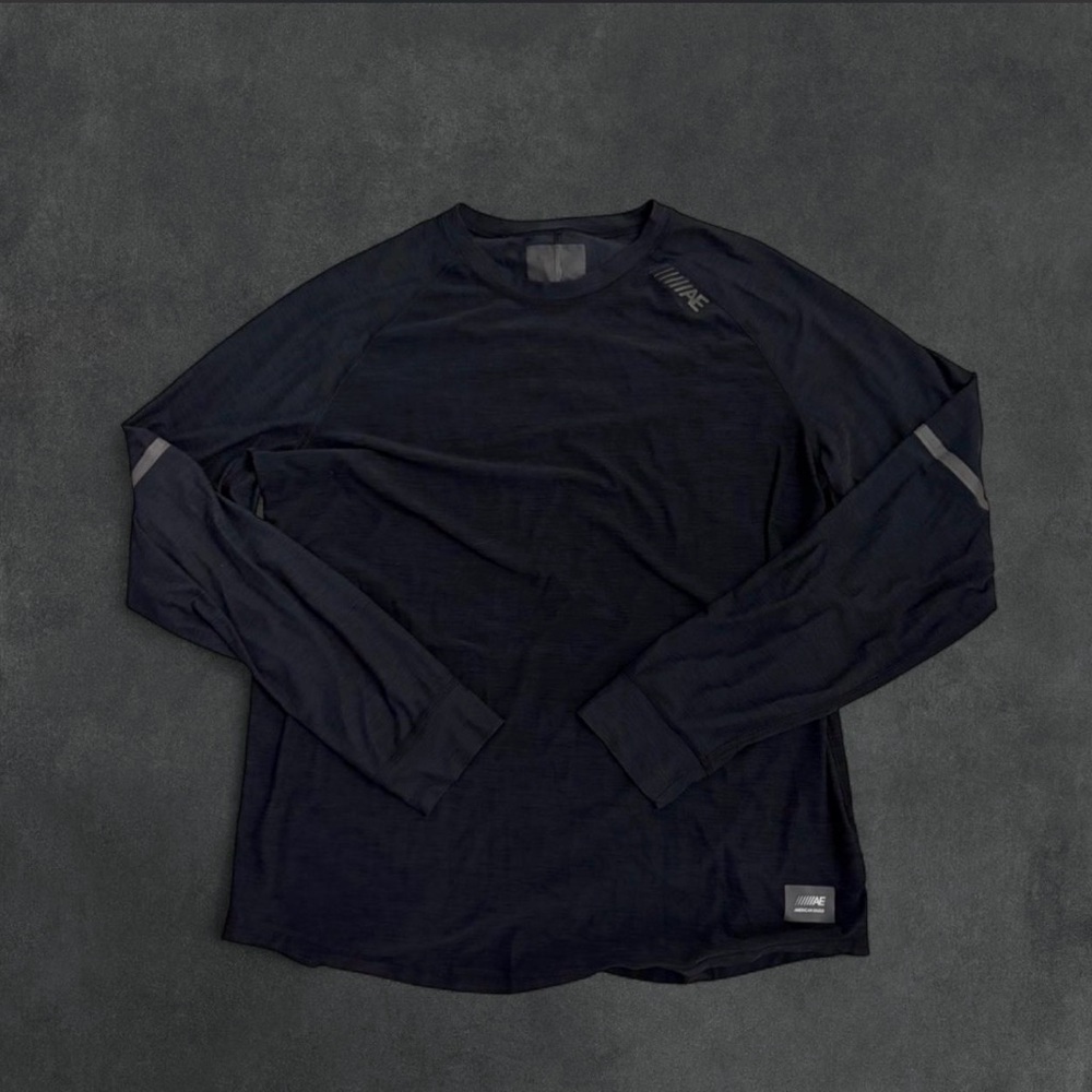 American Eagle Black Long Sleeve